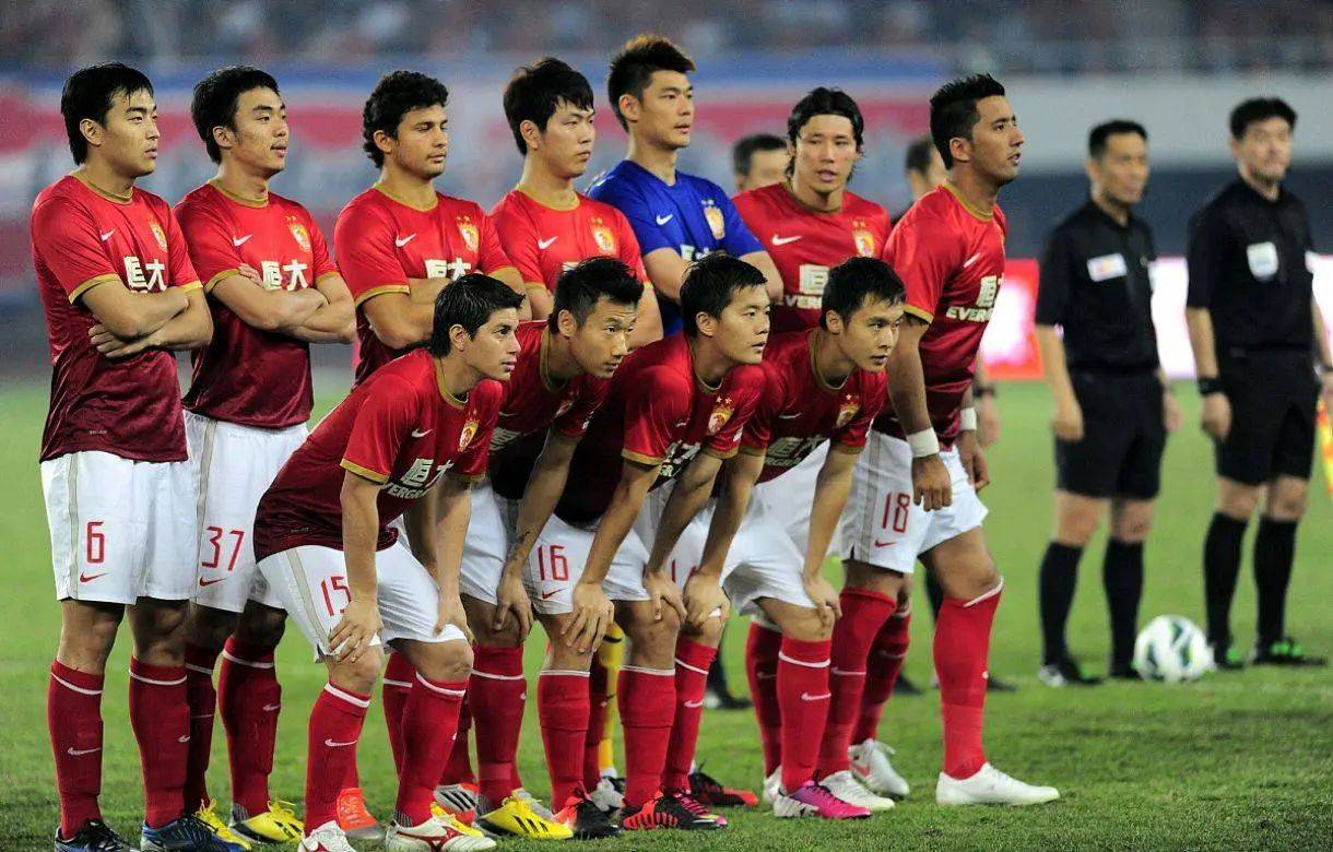 韩国队鏖战日本队,马龙点燃赛场 韩国队鏖战日本队,马龙点燃赛场